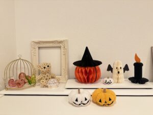 Pure Skinのサロンに飾った、かぼちゃやおばけのハロウィン雑貨